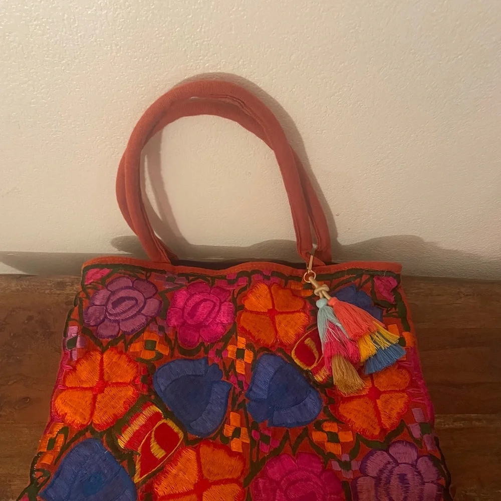 Artisan Boho Mexican Embroidered Large Zippered Tote Bag with Tassel Charm - Picture 8 of 11